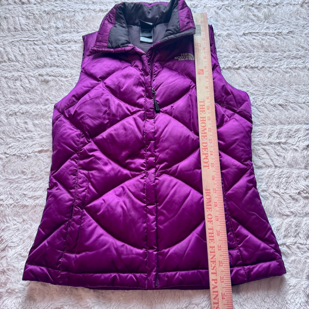 The North Face Women's Vibrant Purple Puffer Vest - Picture 3 of 5